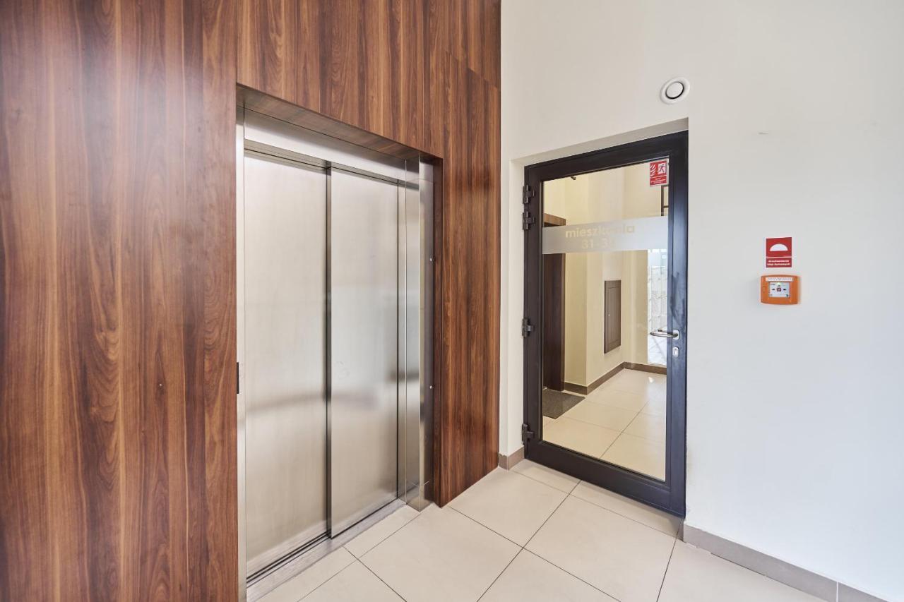 Architektow Avenue Apartment Free Parking By Noclegi Renters Βρότσλαβ Εξωτερικό φωτογραφία