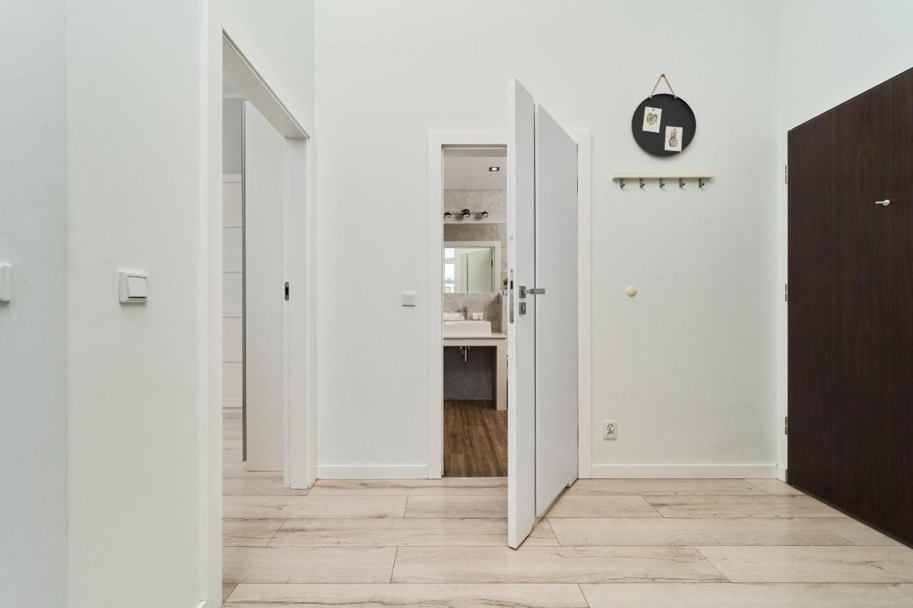 Architektow Avenue Apartment Free Parking By Noclegi Renters Βρότσλαβ Εξωτερικό φωτογραφία